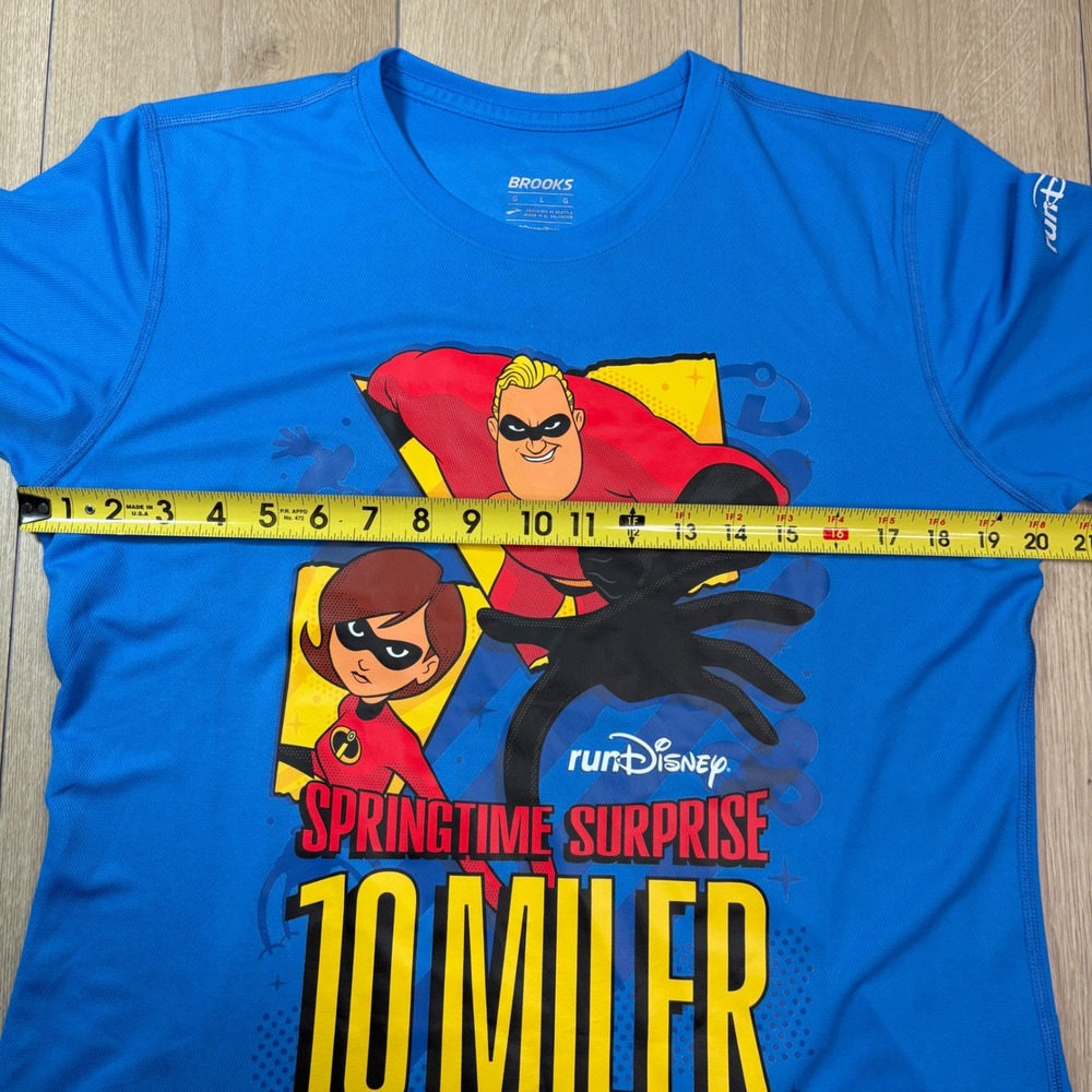Brooks runDisney 2025 Springtime Surprise 10 Miler The Incredibles Shirt Large - Picture 7 of 8